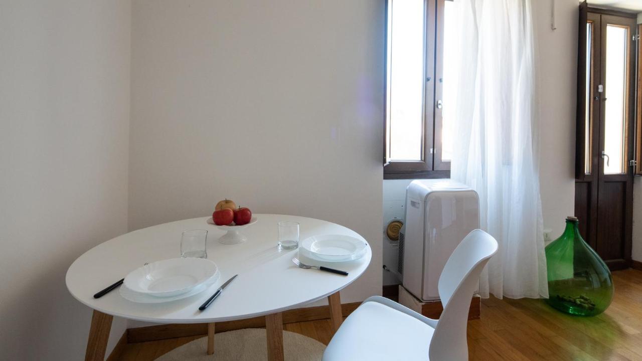 Welcomely - La Casetta Del Centro Apartment Olbia