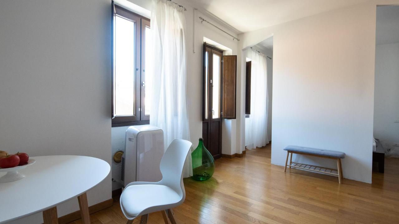 Welcomely - La Casetta Del Centro Apartment Olbia